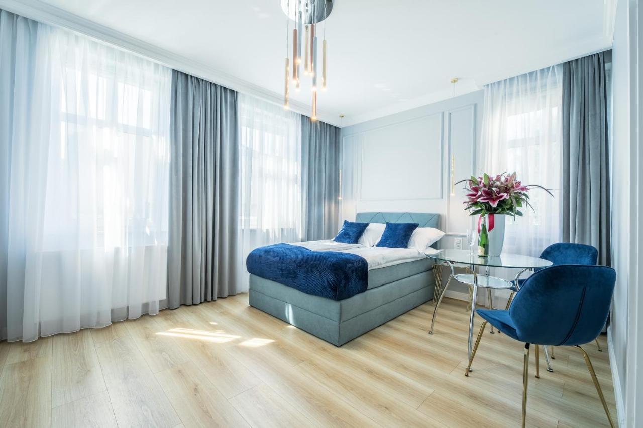Apartamenty Rosa ウストカ エクステリア 写真