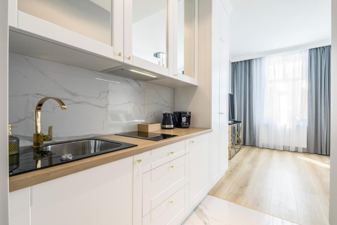 Apartamenty Rosa ウストカ エクステリア 写真