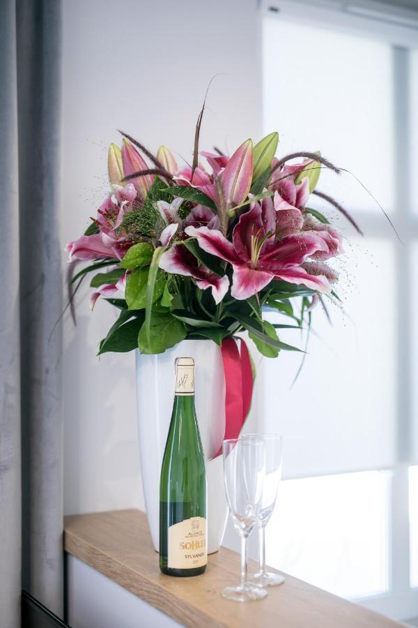Apartamenty Rosa ウストカ エクステリア 写真